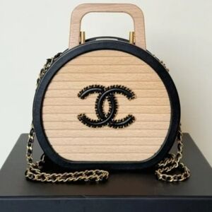 Chanel Beechwood Limited Edition Vanity Bag Case Black Leather